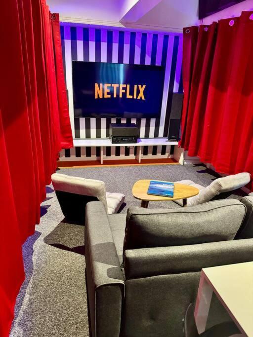 Experience Cinema Immersif Dans Appartement Renove Pres De Montmartre Paris Extérieur photo
